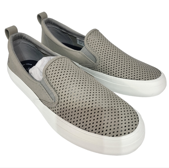 Sperry Crest Twin Gore Perforated Slip-on Sneakers Grey - Picture 10 of 11